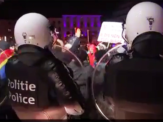Массовые беспорядки в Брюсселе: полиция задержала более 100 человек