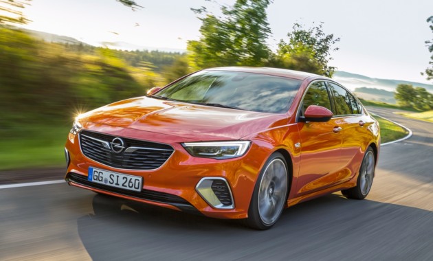 Opel назвал цены заряженных лифтбека и универсала Insignia GSi
