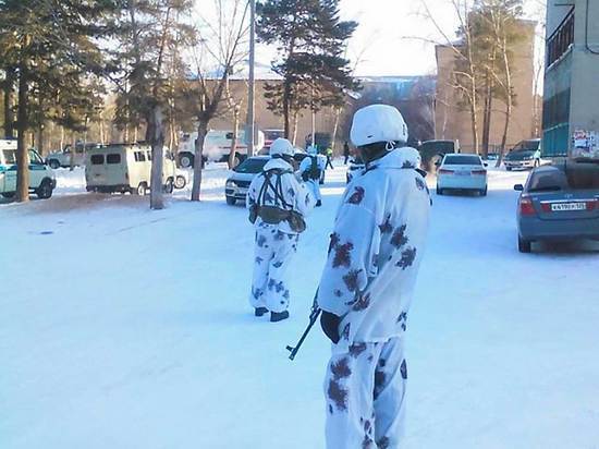 СКР: задержаны двое соучастников нападения на школу в Улан-Удэ 