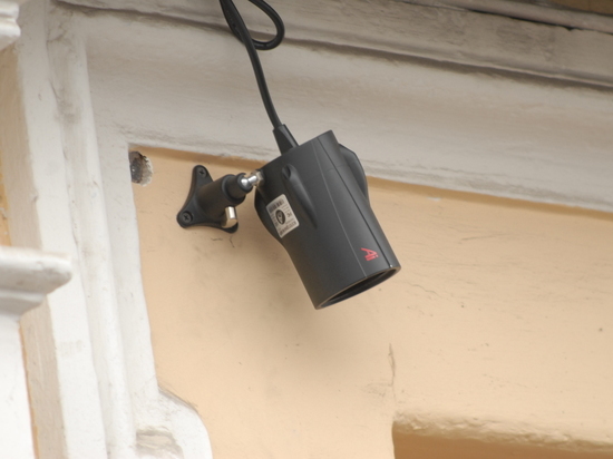 Туалетный скандал в Екатеринбурге: чиновницы пожаловались на слежку в уборной