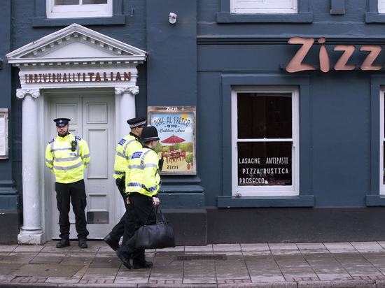 СМИ раскрыли личность спутницы отравленного в Великобритании экс-разведчика Скрипаля