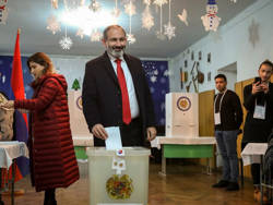Власть в Армении узаконили выборами